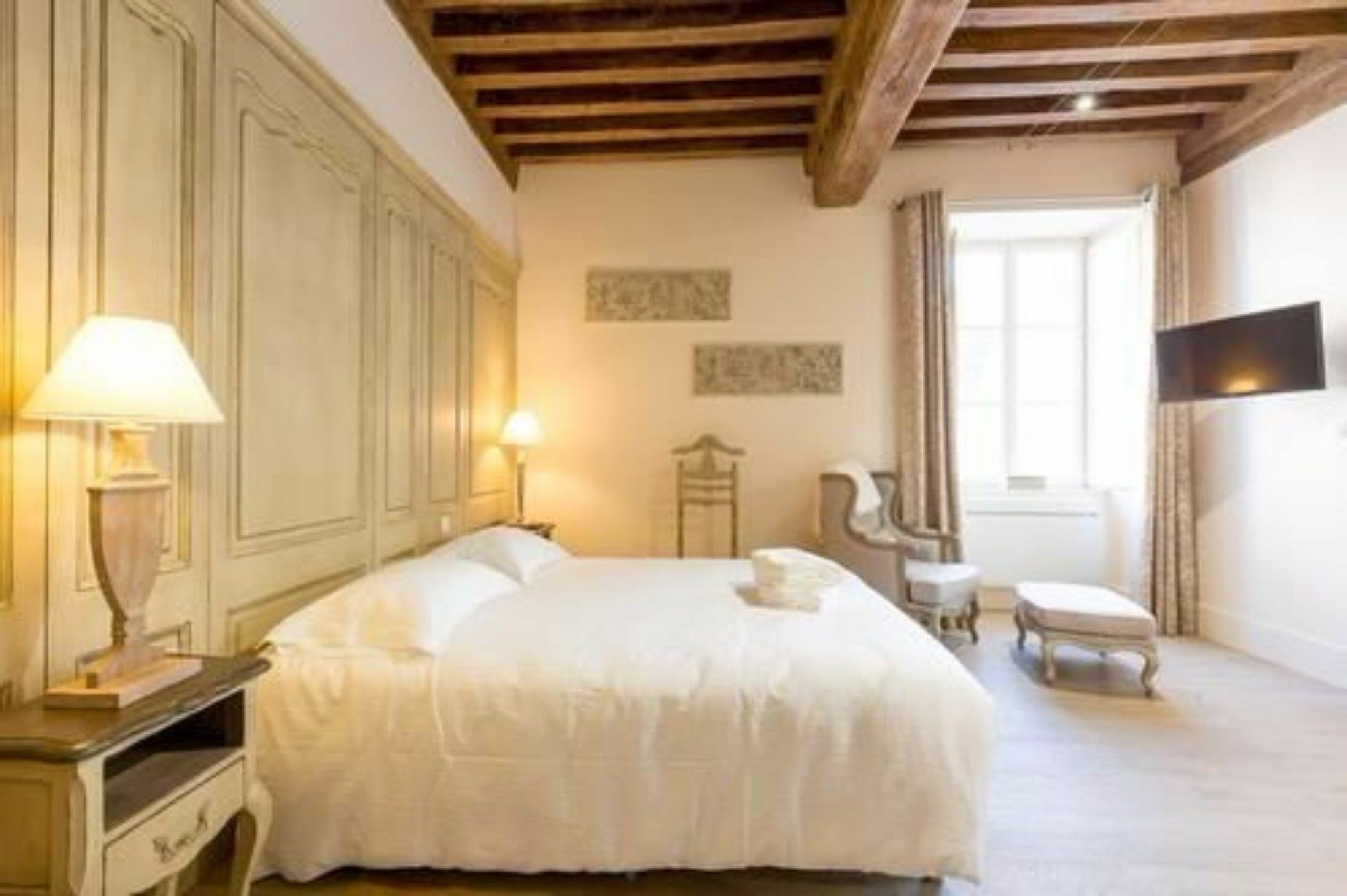 Bed and Breakfast Le Cara Seheiah 1D à Beaune  Extérieur photo